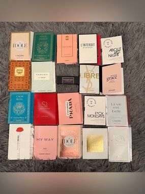 Mixed Women Fragrance Samples